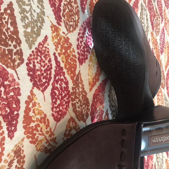 Mules - Picture 2 of 3